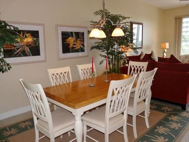 Dining Table Seats 6